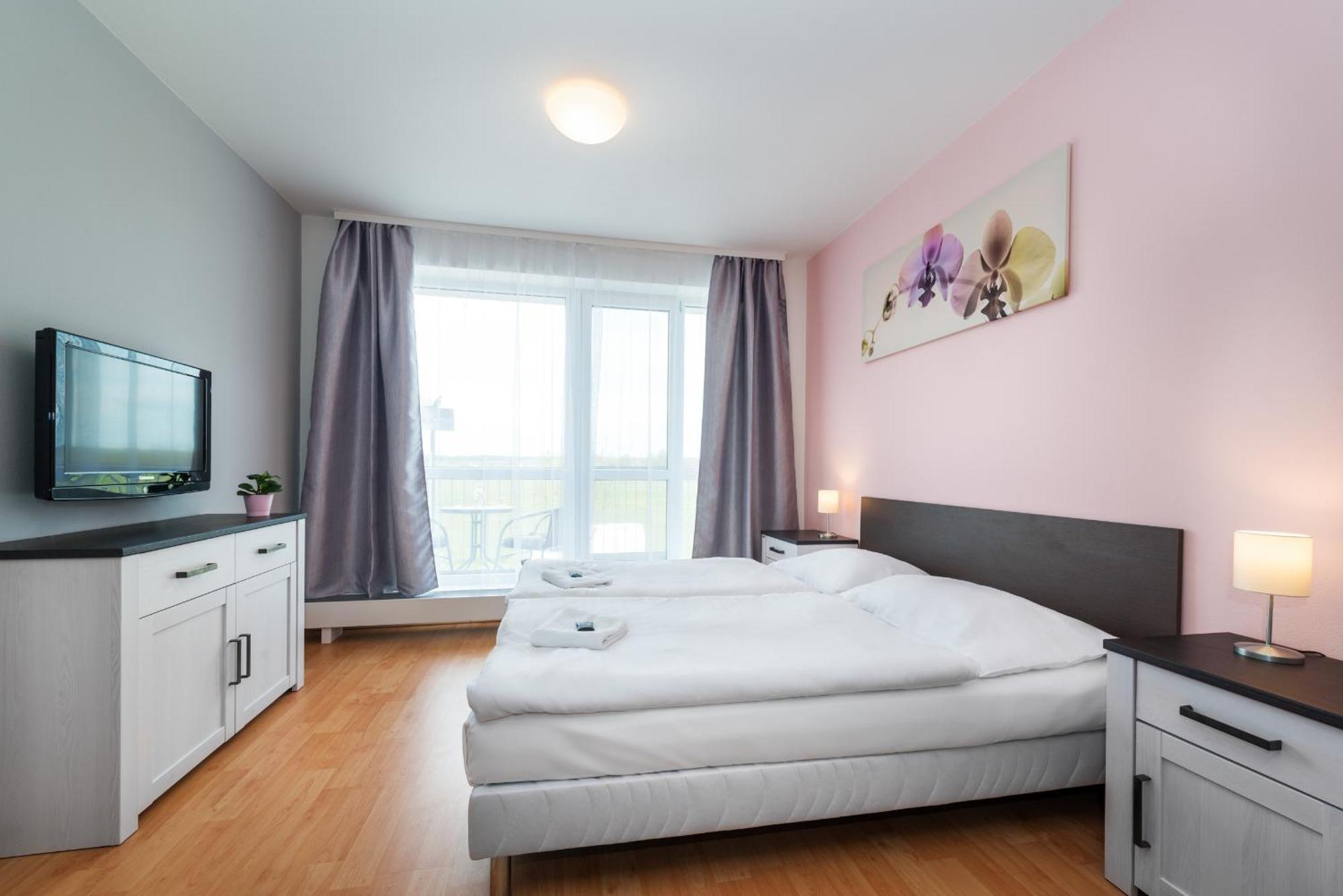 Aparthotel Relax Park Trebon I Extérieur photo