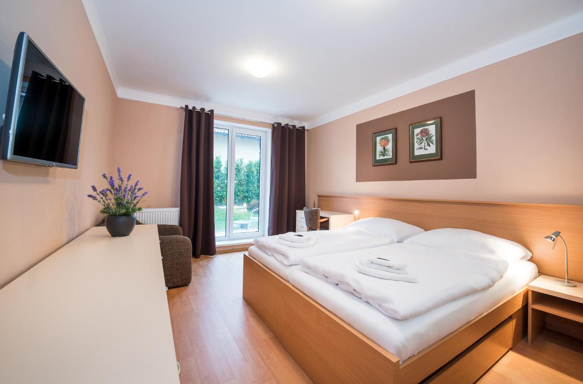 Aparthotel Relax Park Trebon I Extérieur photo